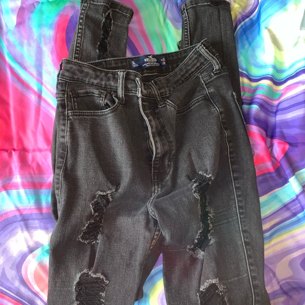 LONG black ripped hollister jeans